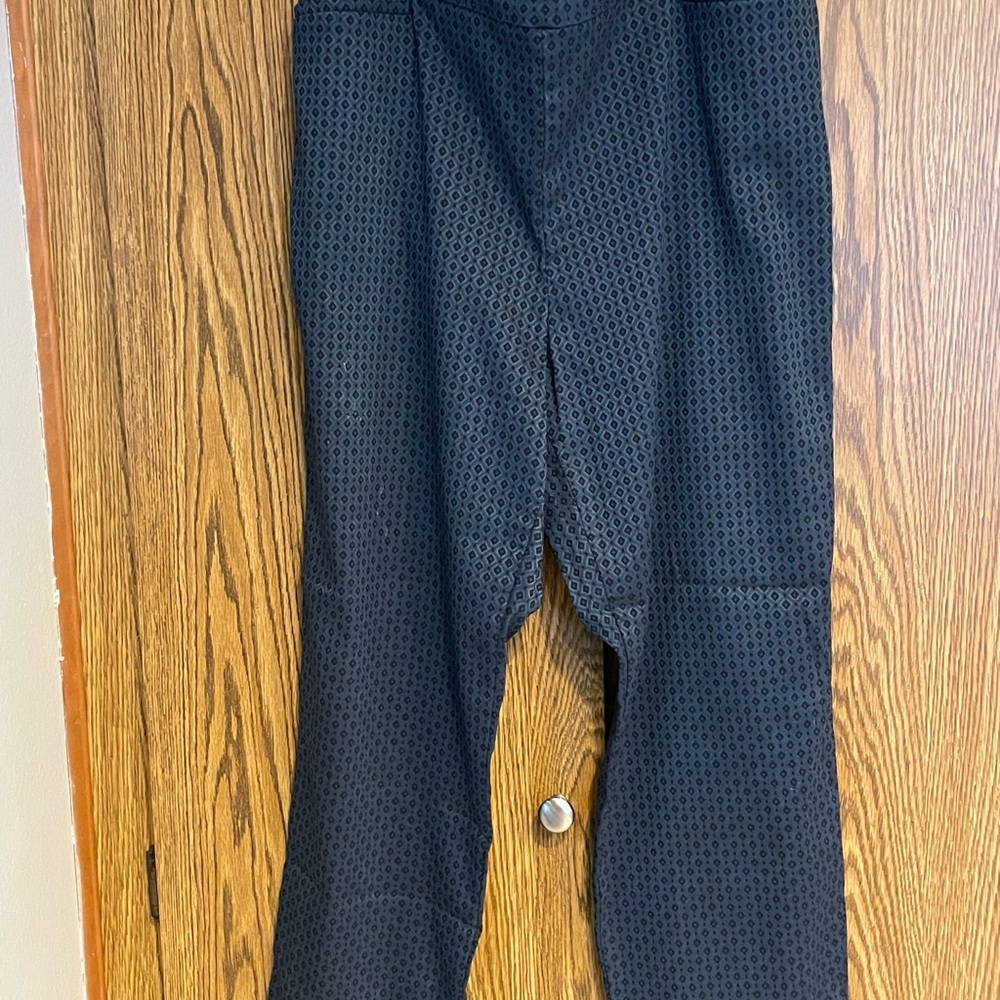 Chico's Black & Teal Geometric Bridgette pants